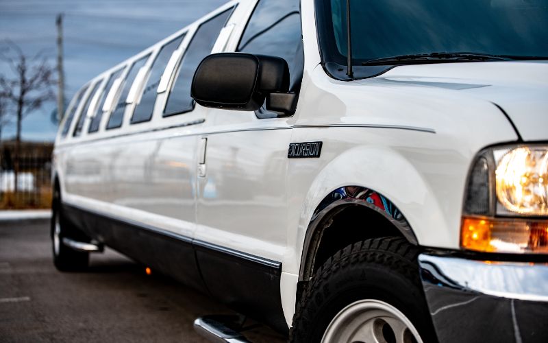 Affordable Limousine Shipping - Best Rates with Quality Service by Shelby